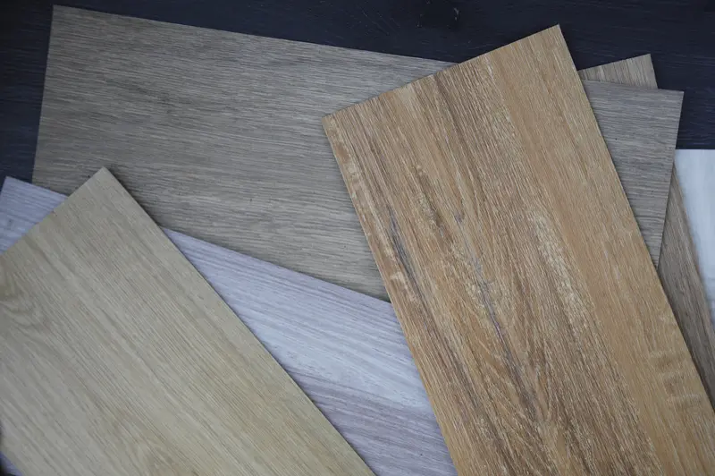 Vinyl and SPC plank flooring material sample